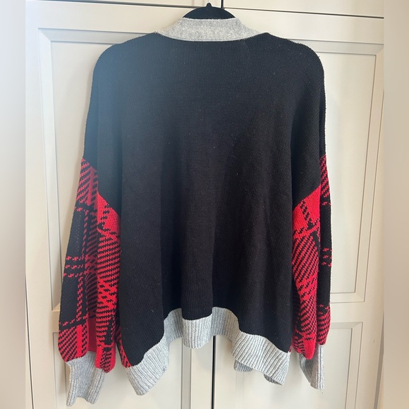 Calvin Klein cardigan - Picture 2 of 4